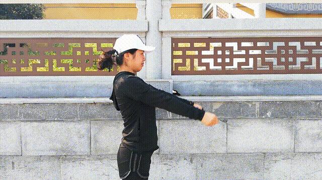 肩周炎冻结肩保守治疗方法,肩周炎自愈的3个阶段图