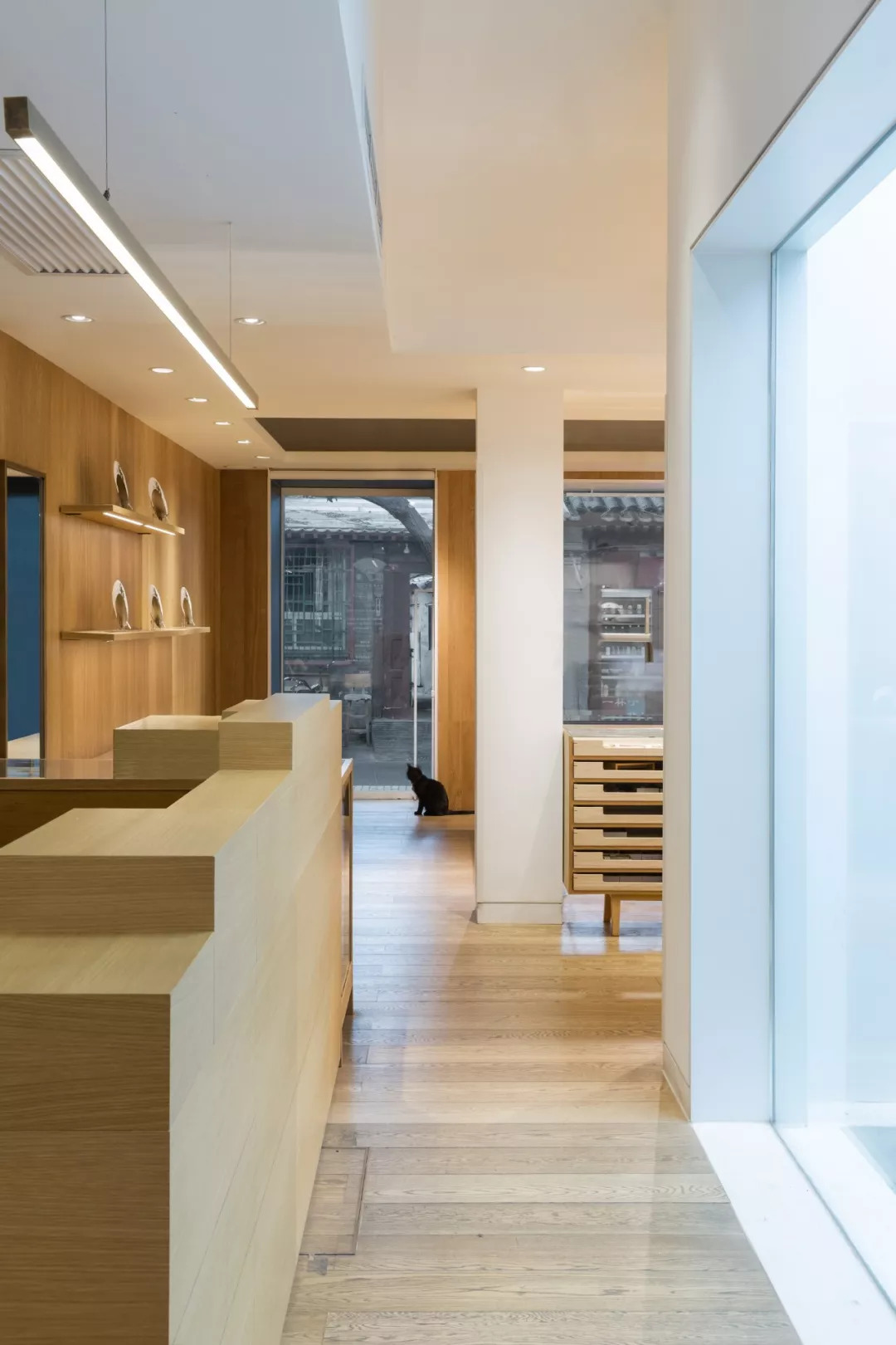 南锣鼓巷一居室带院,南锣鼓巷一室一厅带露台小院