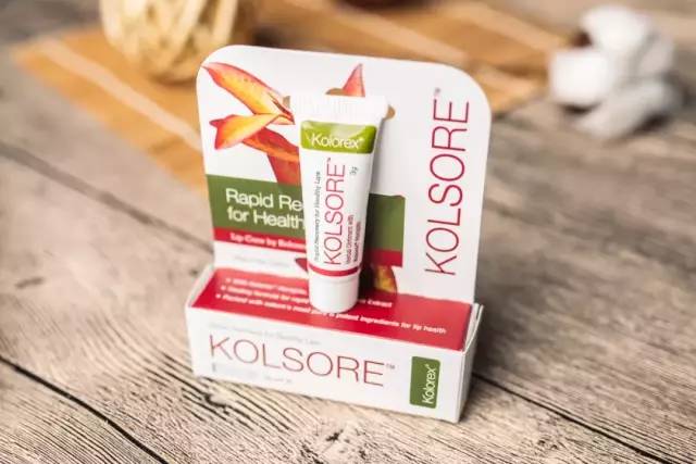 秋冬嘴角干燥、脱皮、发炎？涂点这个，立刻还你幼嫩双唇，让人想要一亲芳泽！