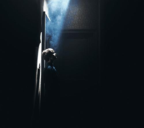 和年轻人讨论生意,和朋友谈生意注意事项