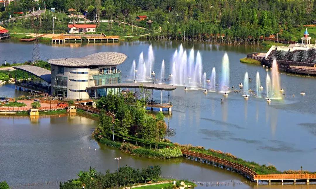 青白江凤凰盛景航拍,青白江凤凰新城最新视频