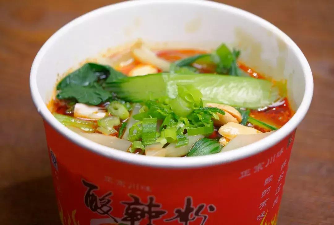 刁四麻辣烫展示,刁四麻辣烫火爆的原因