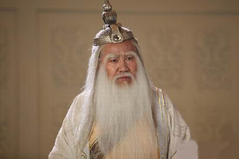 西游记中跟如来法力一样高的是谁,西游记如来都打不过的五个神仙