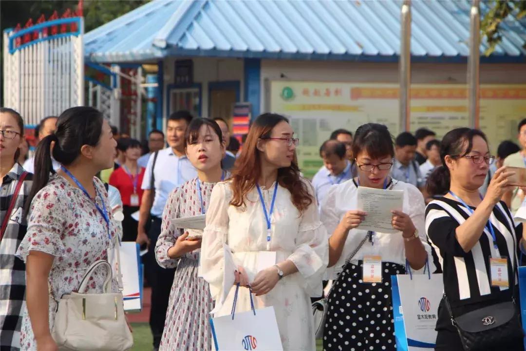 千人参会,金太阳教育2018整体备考策略研讨会在衡水十三中召开