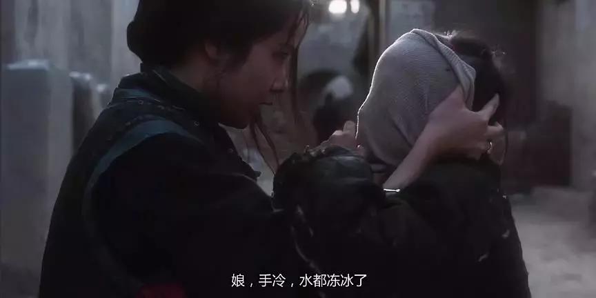 霸王别姬电影中的细节隐喻,霸王别姬细思极恐细节解析