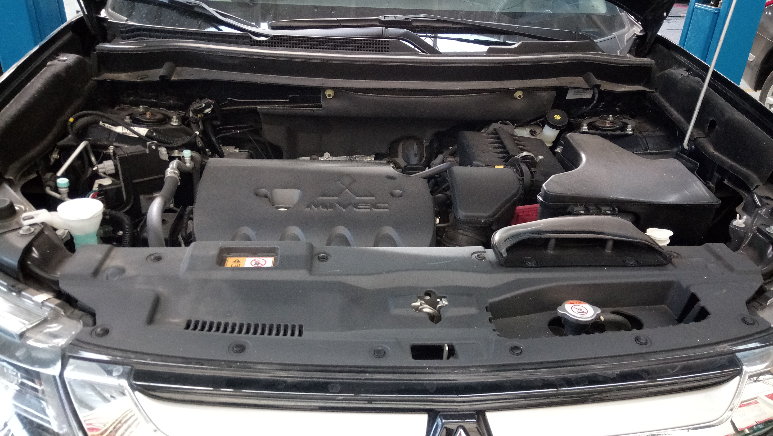 欧蓝德2.4保养用多少升机油,欧蓝德2万公里保养项目一览表