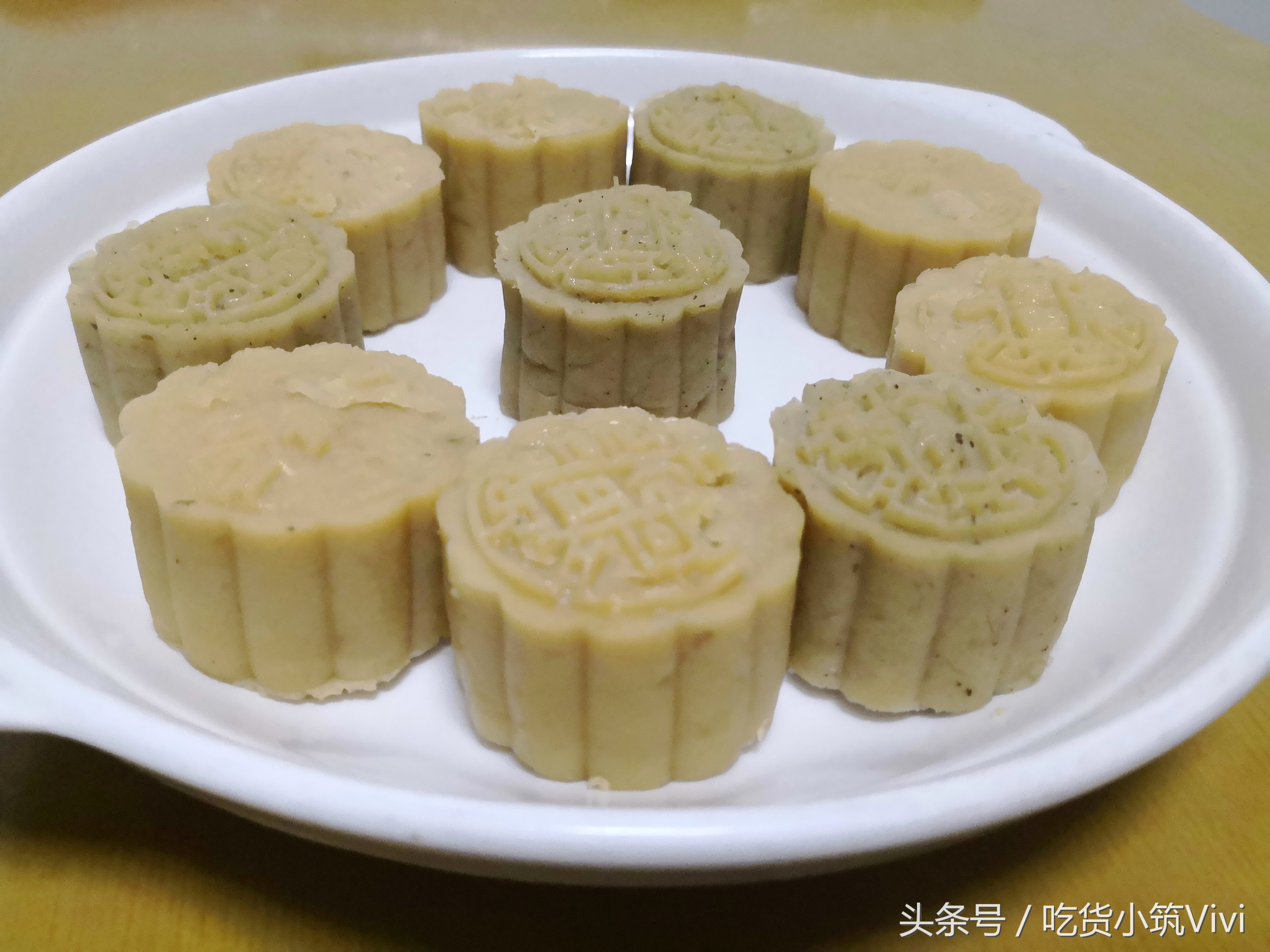 烤箱做绿豆糕的家庭做法不用黄油,自己亲手制作绿豆糕无添加纯天然