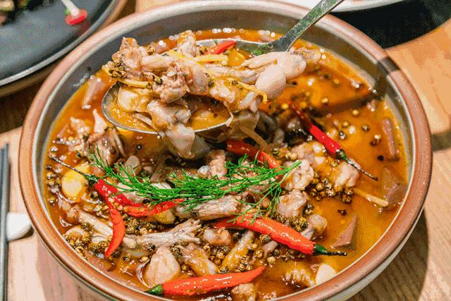 火爆魔都的川菜馆,魔都排队王川菜江汉路