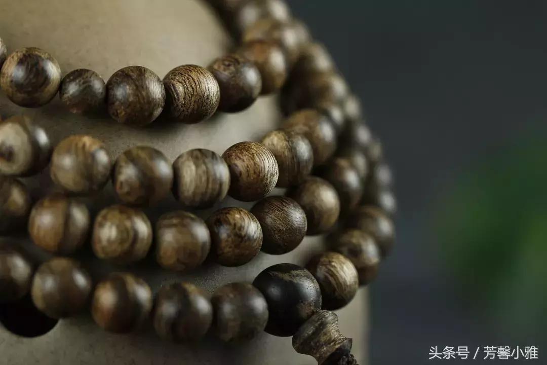 为啥很多人喜欢戴手串,为什么越来越多的人喜欢戴手串