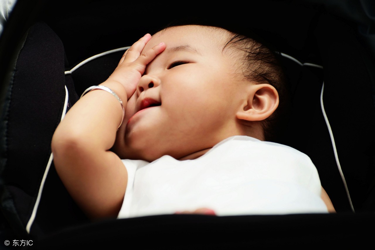 手机摔了几次了钢化膜没裂,手机屏摔坏了钢化膜没坏怎么回事