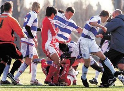 中国足球打架10大场面,中国足球打架名场面
