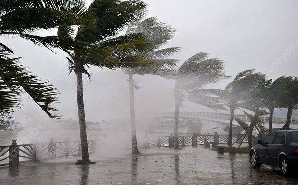 台风暴雨前为什么特别闷,为什么暴雨之前天气很闷热