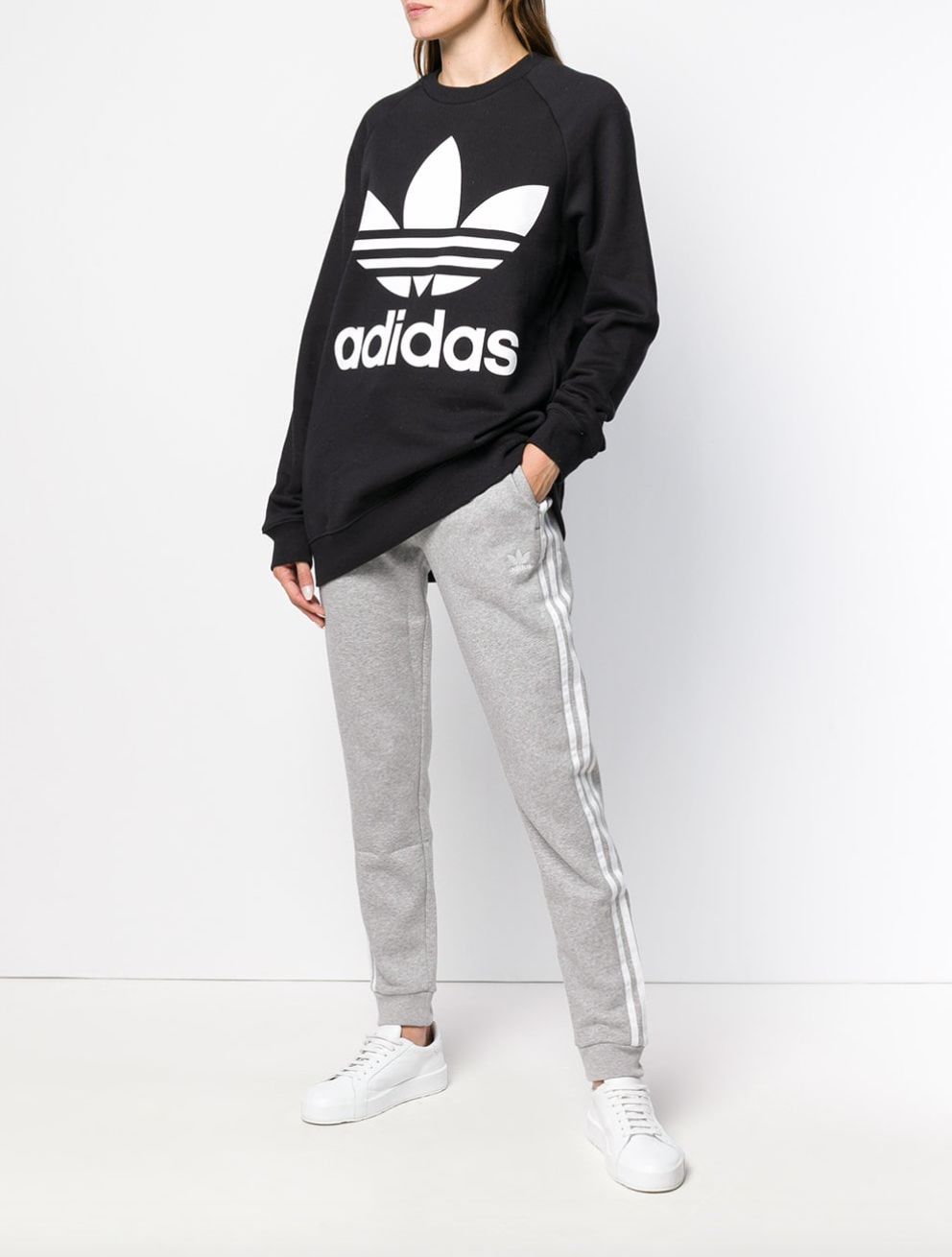 明天穿什么衣服好看很洋气,早秋新款显瘦高级感洋气爆款卫衣