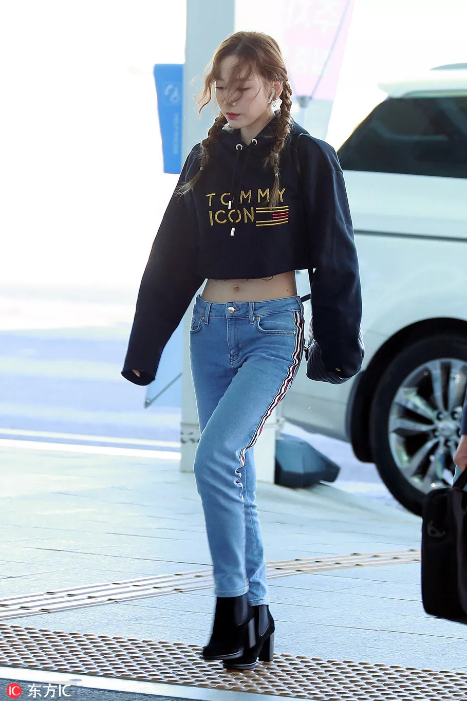 明天穿什么衣服好看很洋气,早秋新款显瘦高级感洋气爆款卫衣