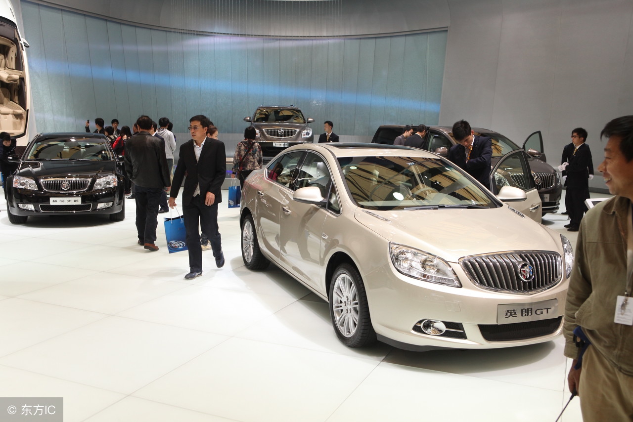 17款英朗手动进取型裸车多少钱,英朗2021款四缸首付18000月供多少