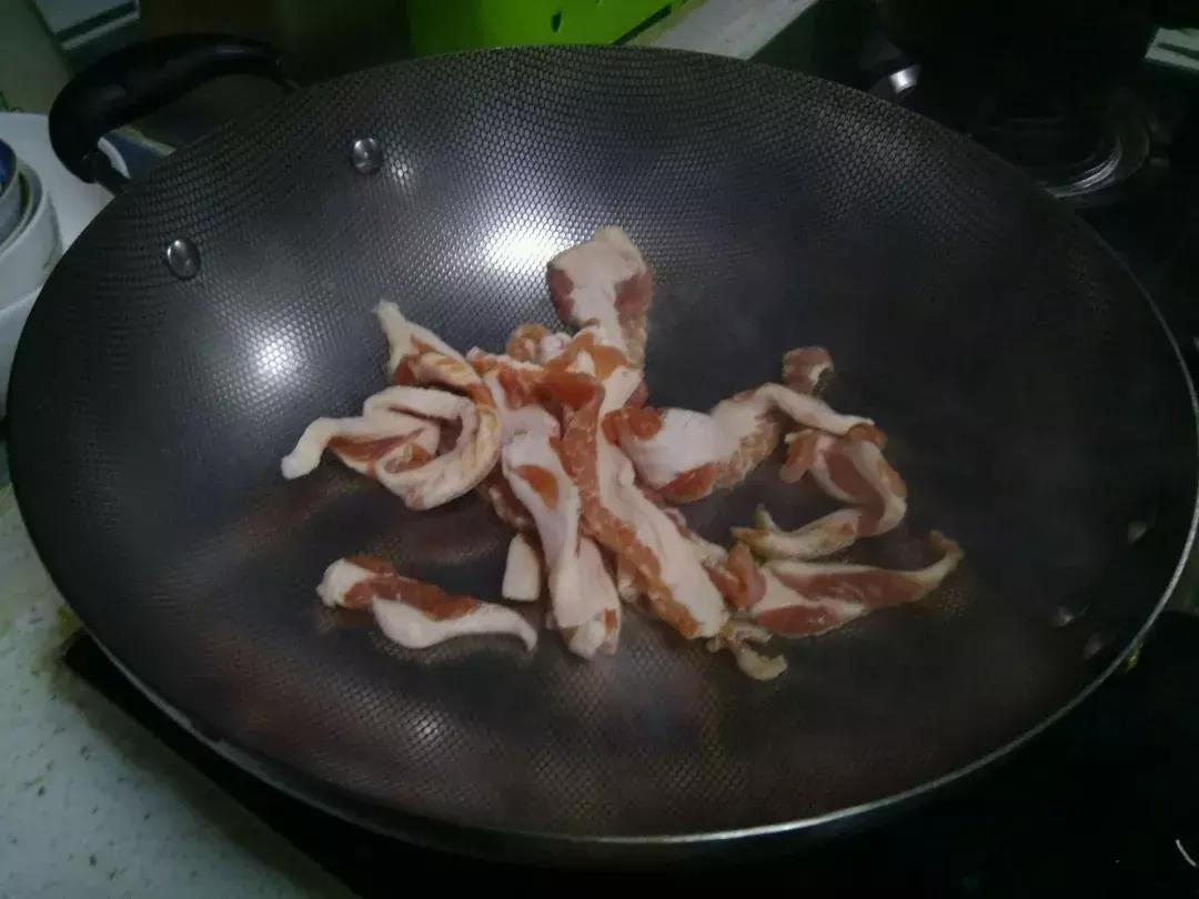 东北烀地瓜梗咸菜教程,东北烀咸菜疙瘩正宗做法