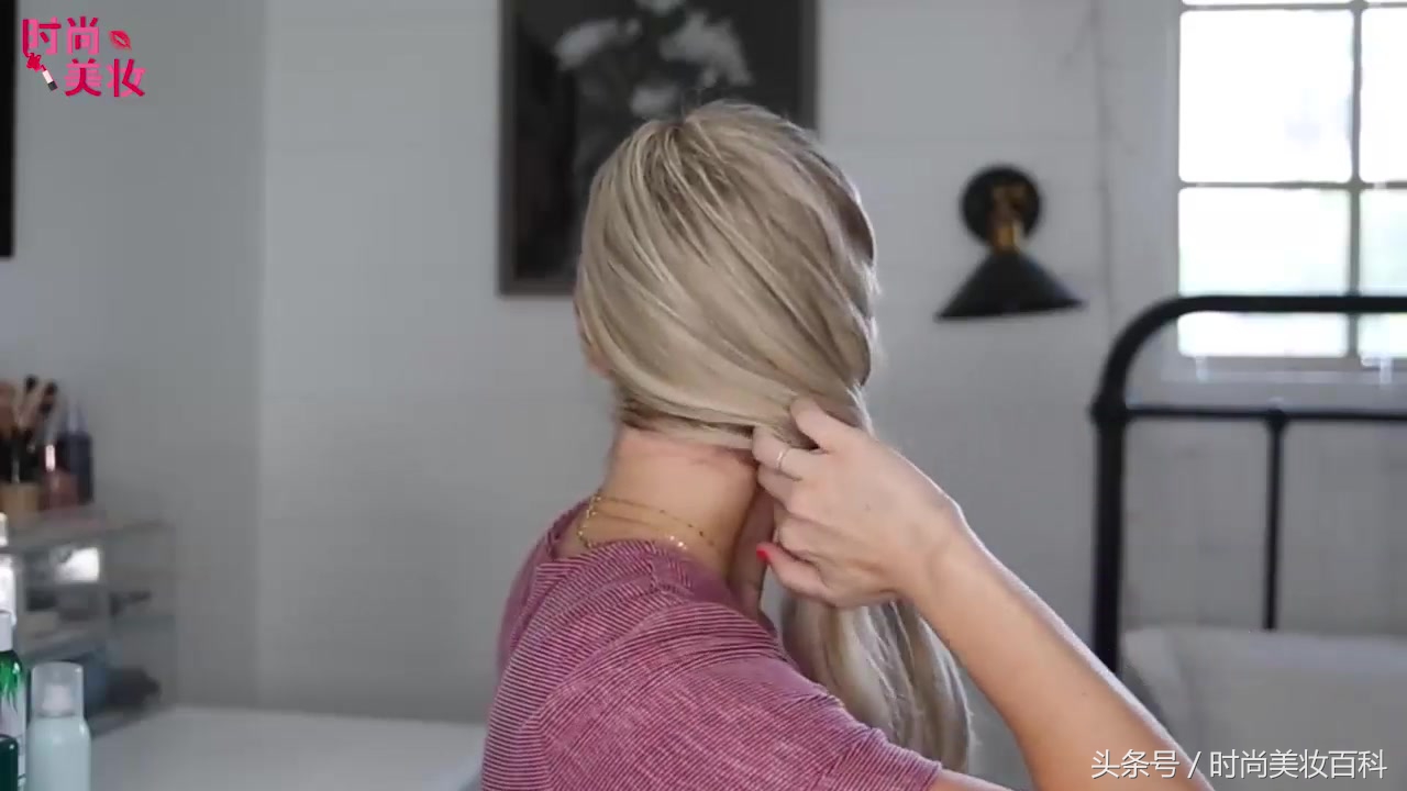 法式刘海麻花辫怎么扎好看,盘发教程之复古法式麻花辫