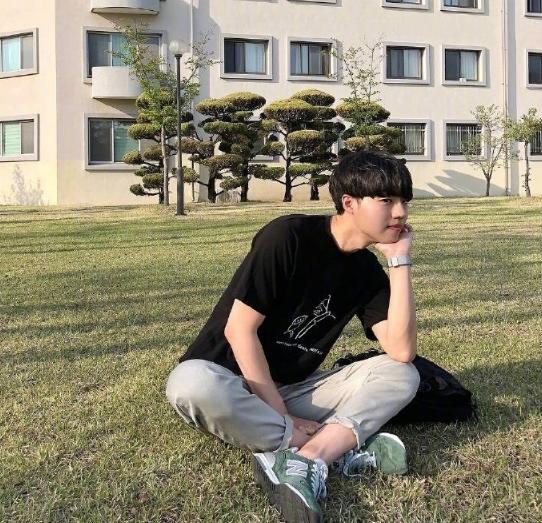 男生小奶狗穿搭怎么穿,男生穿搭奶狗型