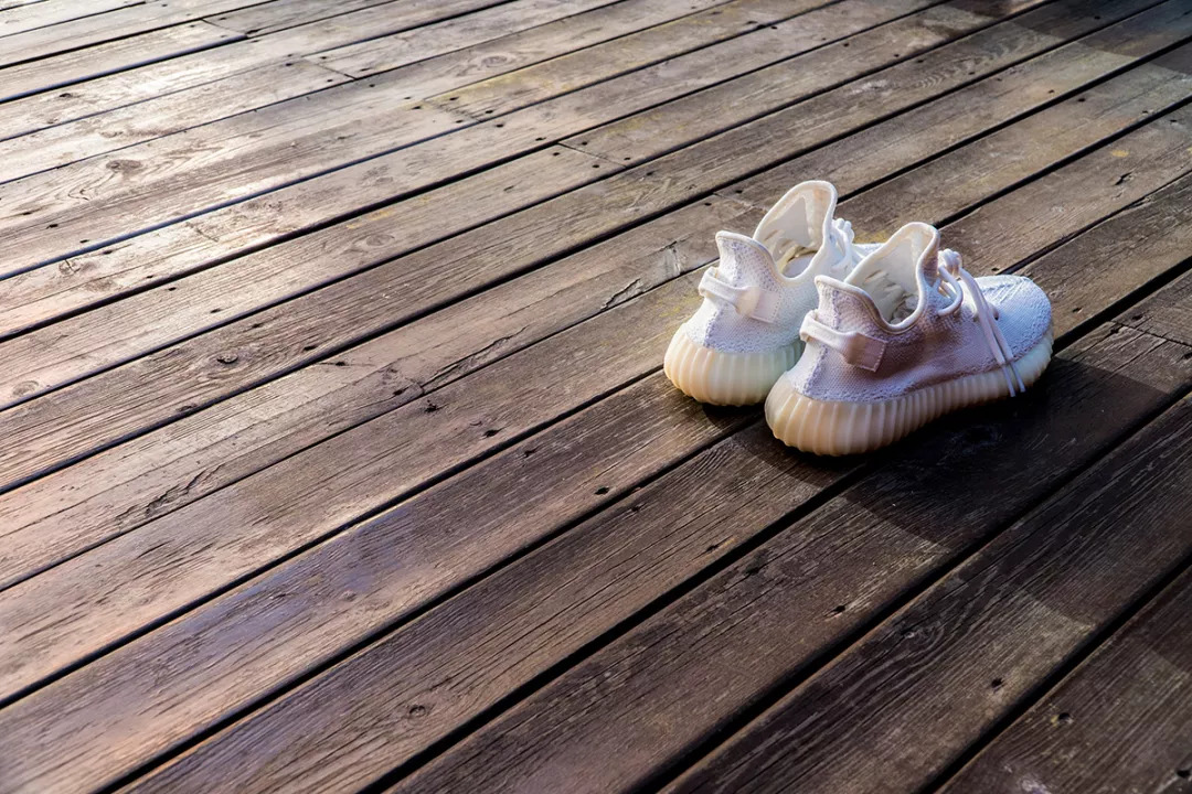 小白鞋巅峰作品,yeezyboost350v2分男女款吗