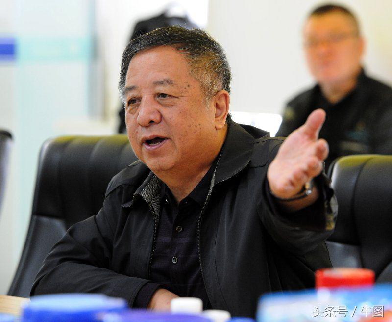 戚振林｜乳业教父郑俊怀和他的红星集团