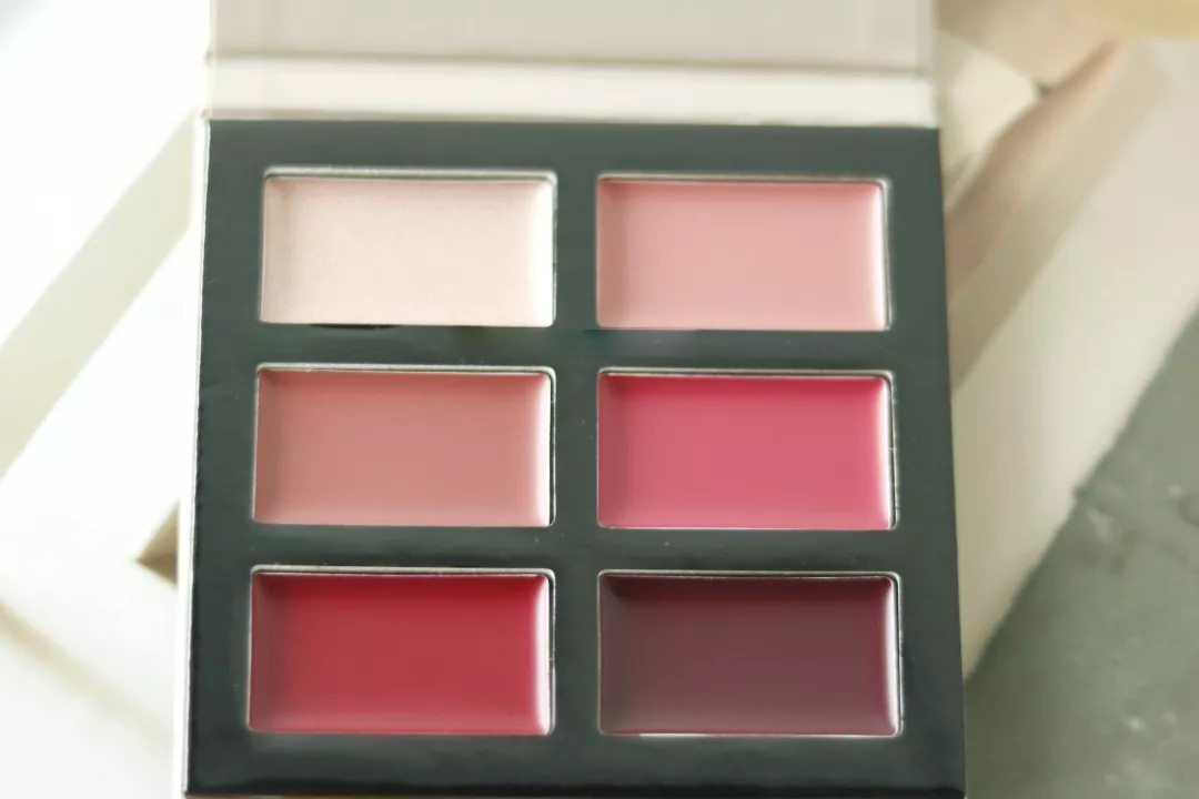 用了HM的彩妆后，再也不想买它家的衣服了