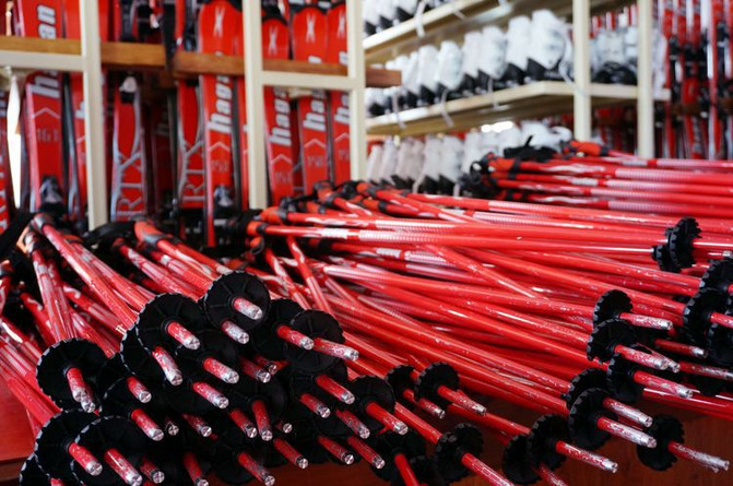 冰城伏尔加:“晴空下的雪域恋歌”让你知道旅行和旅游是两码事!