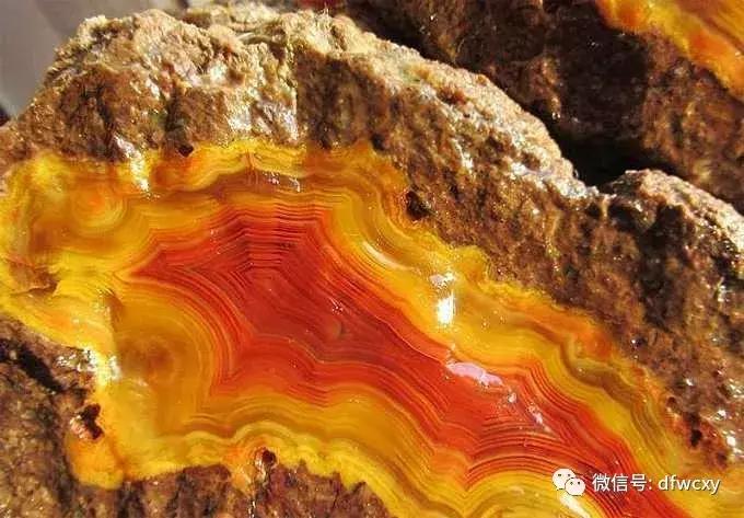 辽宁省阜新市岫岩玉,岫岩铜矿的软玉石