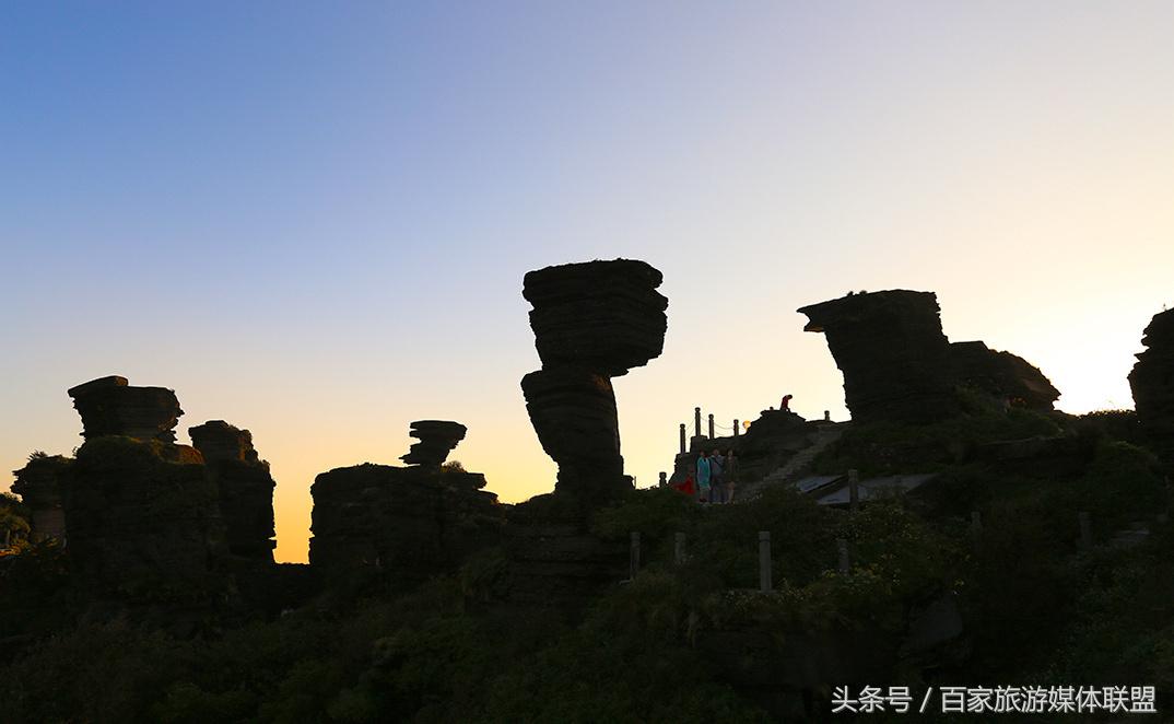 中国十大惊险悬崖寺庙,最险峻的悬空寺