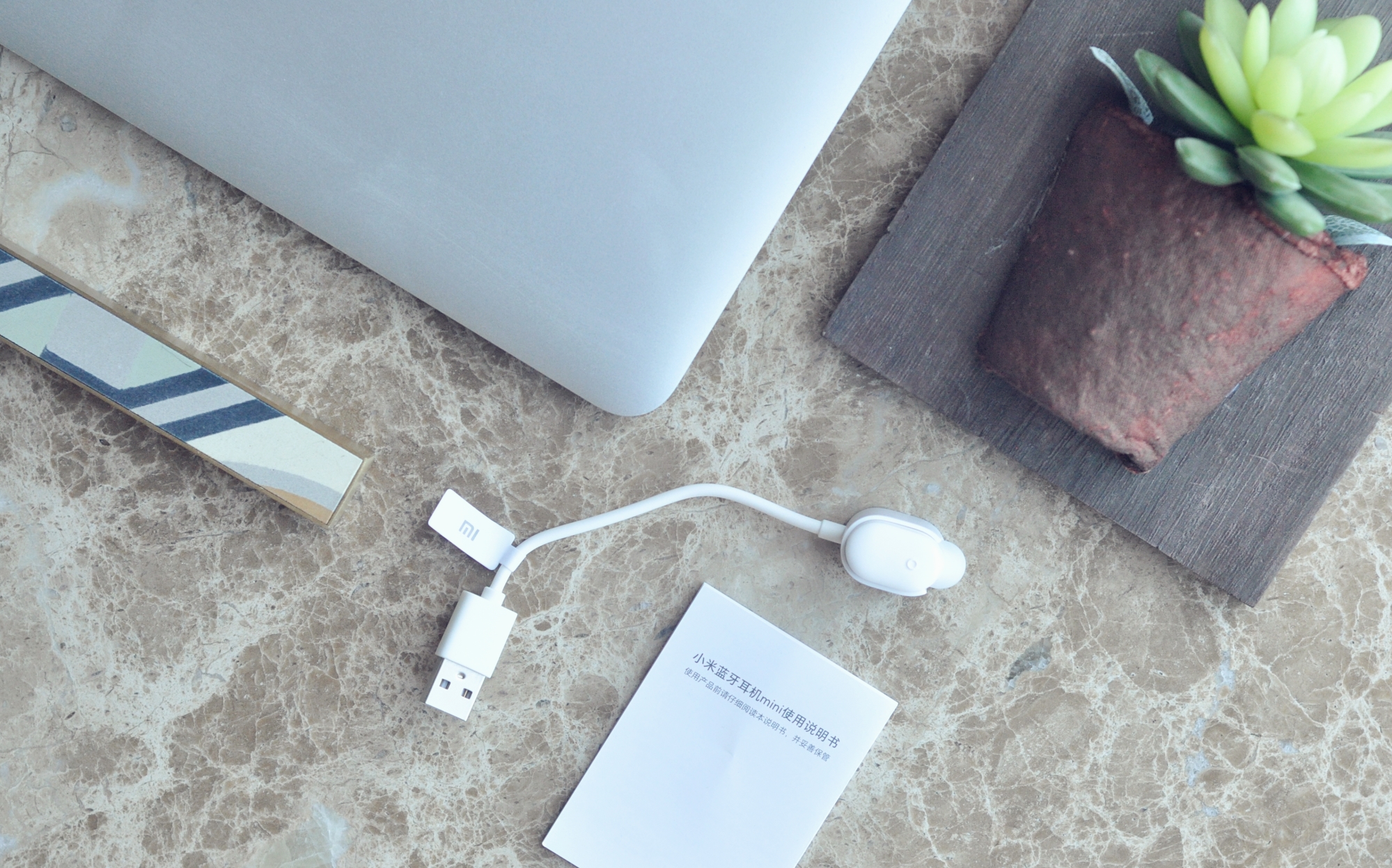 小米无线蓝牙耳机半入耳式,蓝牙耳机迷你超级小入耳式小米