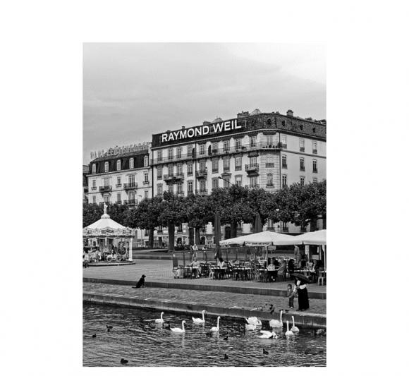 诞生与众不同—88RUEDURHONE宇路表