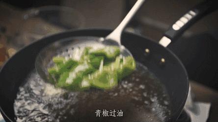 东北老饭盒地三鲜,地三鲜的正宗视频