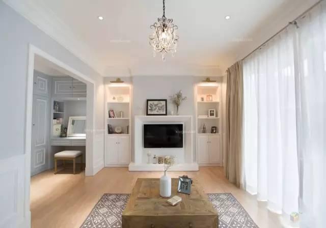 电视背景墙流行用什么材质比较好,2019最流行欧式电视背景墙布置