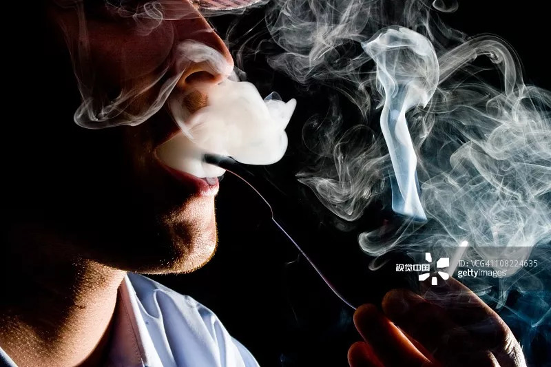 它比香烟毒7倍,国外已被禁,很多中国人却还在用!最新研究:它会导致基因变异,引起肺癌!