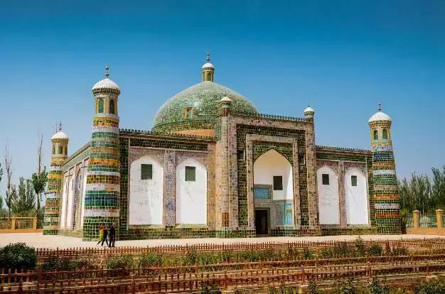 跟着大咖体验南疆最经典路线，玄奘东归路、沙漠胡杨、民俗风情！