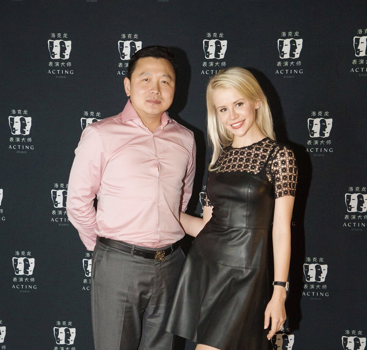 梦丽《冷恋时代》传递恋爱箴言洛克龙文化成立两周年获众好友捧场