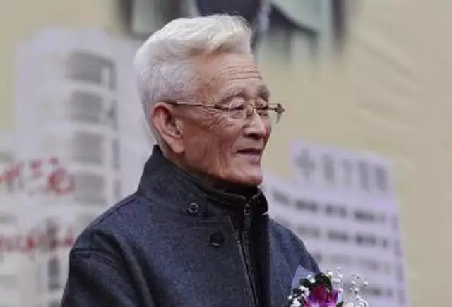 李可老中医用附子是生附子吗,李可治病用的附子是生的还是熟的