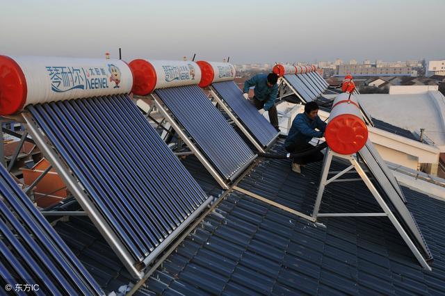 空气能和太阳能哪个比较省钱,家装热水器是电的好还是燃气的好