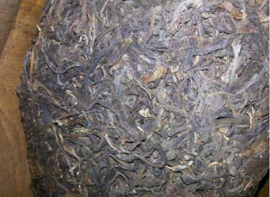 普洱受潮起白毛怎么办,普洱受潮