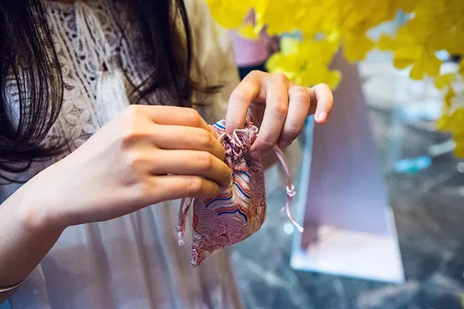 内部人员透露消息会怎么办,内部员工爆料外企