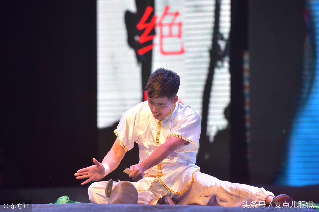 自媒体标题为什么那么牛逼,自媒体标题4大套路