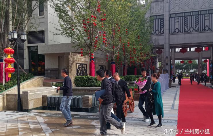 中海广场一号楼,中海一期交房