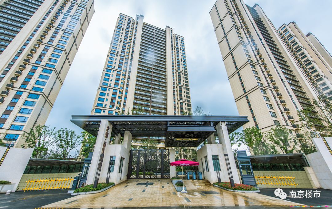 惊艳！今天南京网红盘交付，业主狂赚100多万！