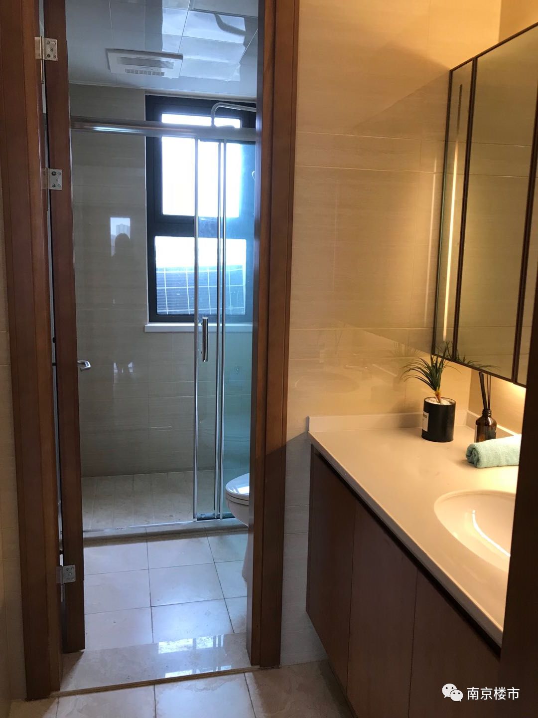 惊艳！今天南京网红盘交付，业主狂赚100多万！