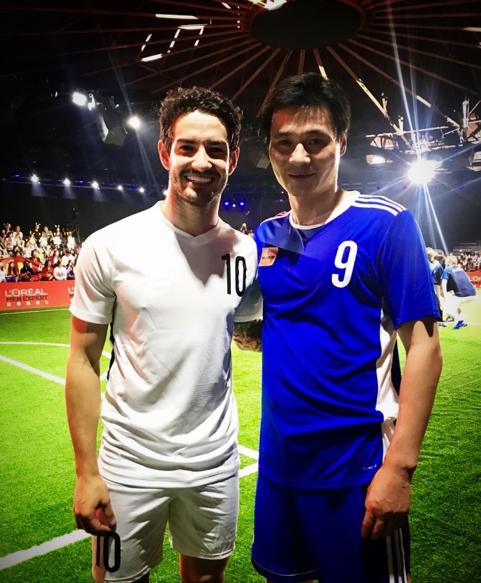 鹿晗对战帕托独进6球,鹿晗足球赛视频集锦