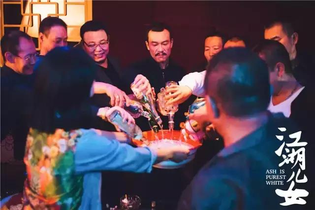 《江湖儿女》，相濡以沫，不如相忘于江湖，好片一部！