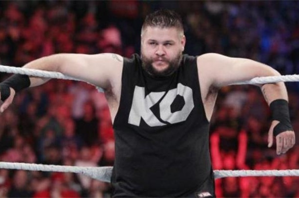 大布的经纪人被打大布帅气出场,谁将成为你的顾客的情况怎样写