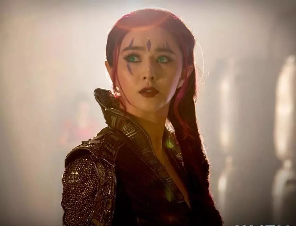 《十二只猴子》超越了《终结者》的穿越电影，堪称时空电影鼻祖