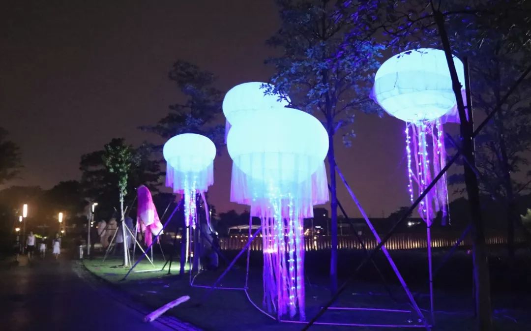 美美美!现在起到10月底,佛山这个超靓灯会喊你来约会,免费!