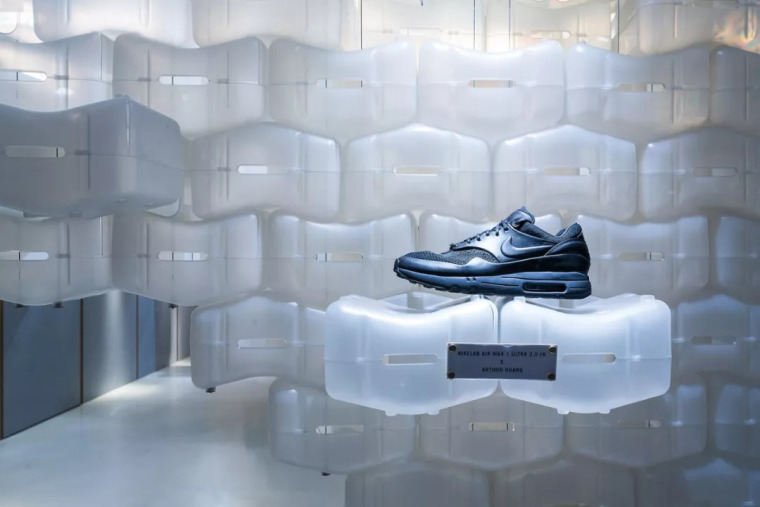 这位设计师的脑洞也是真够逆天的,这位设计师太有才了