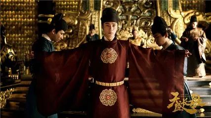 用色精彩，用光讲究，构图精巧！这部热播剧值得摄影师借鉴